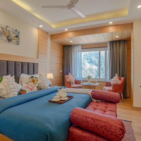 Perfectstayz Premium At Mall Road Mussoorie Buitenkant foto