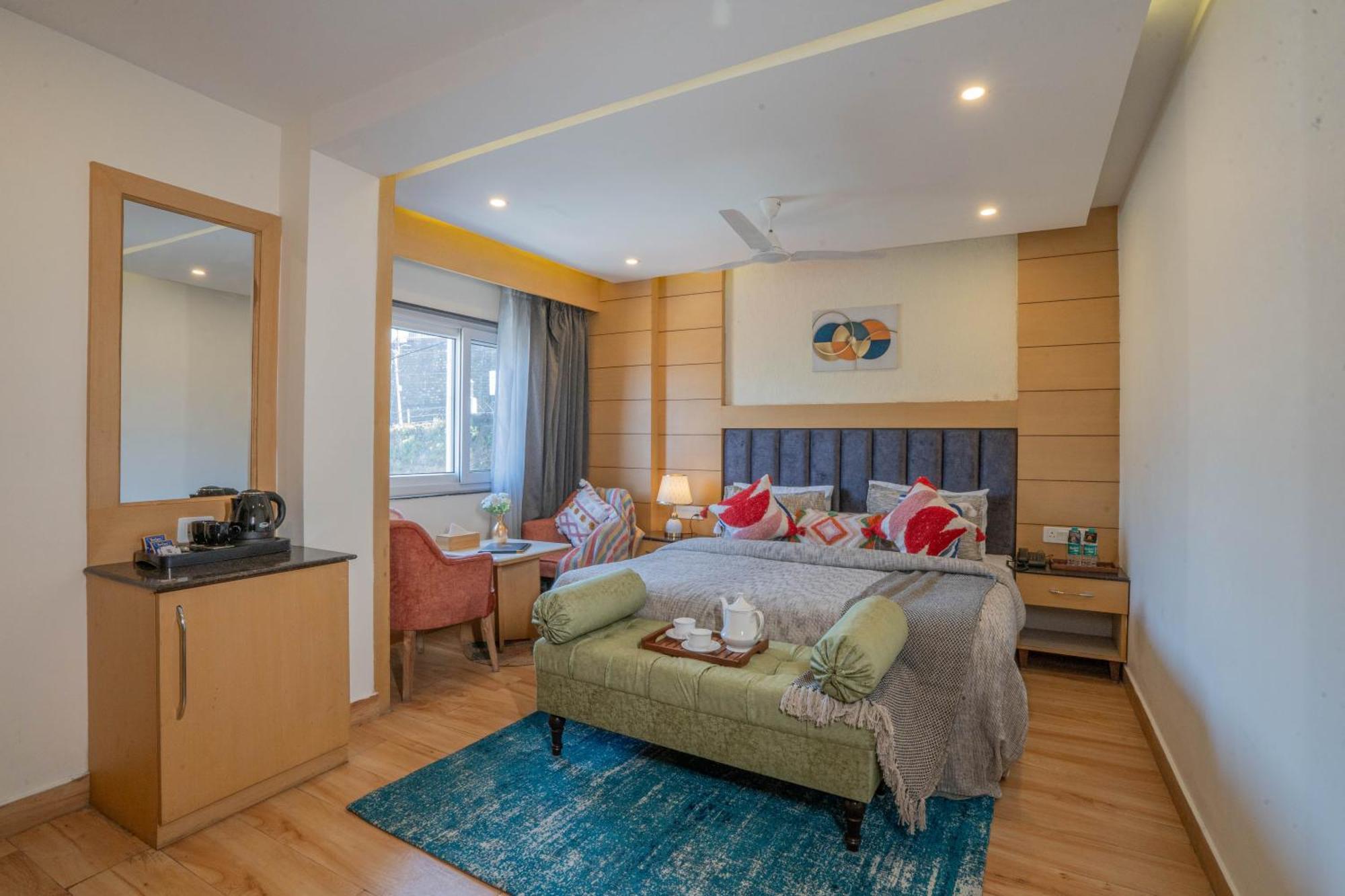 Perfectstayz Premium At Mall Road Mussoorie Buitenkant foto