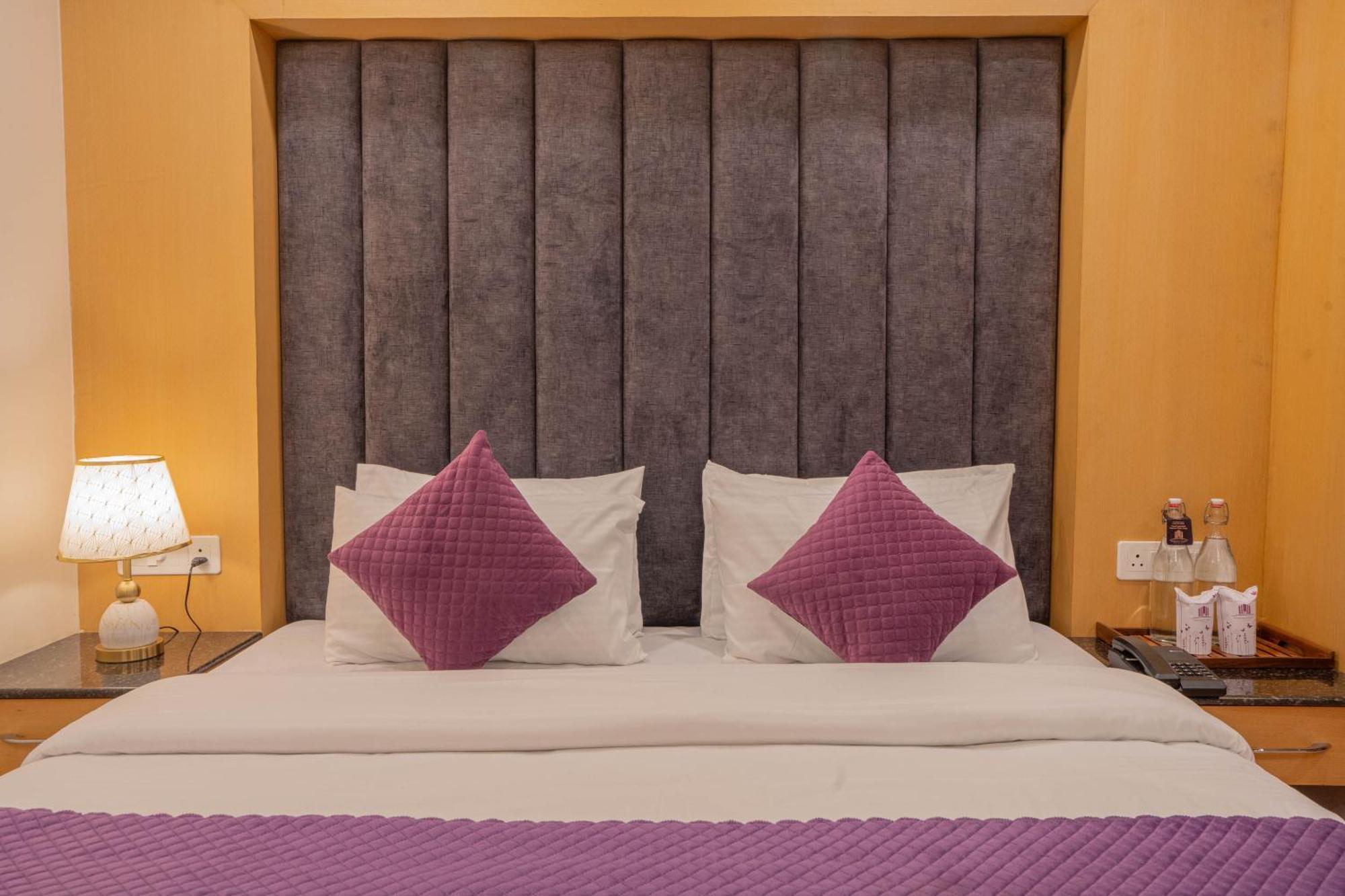 Perfectstayz Premium At Mall Road Mussoorie Buitenkant foto