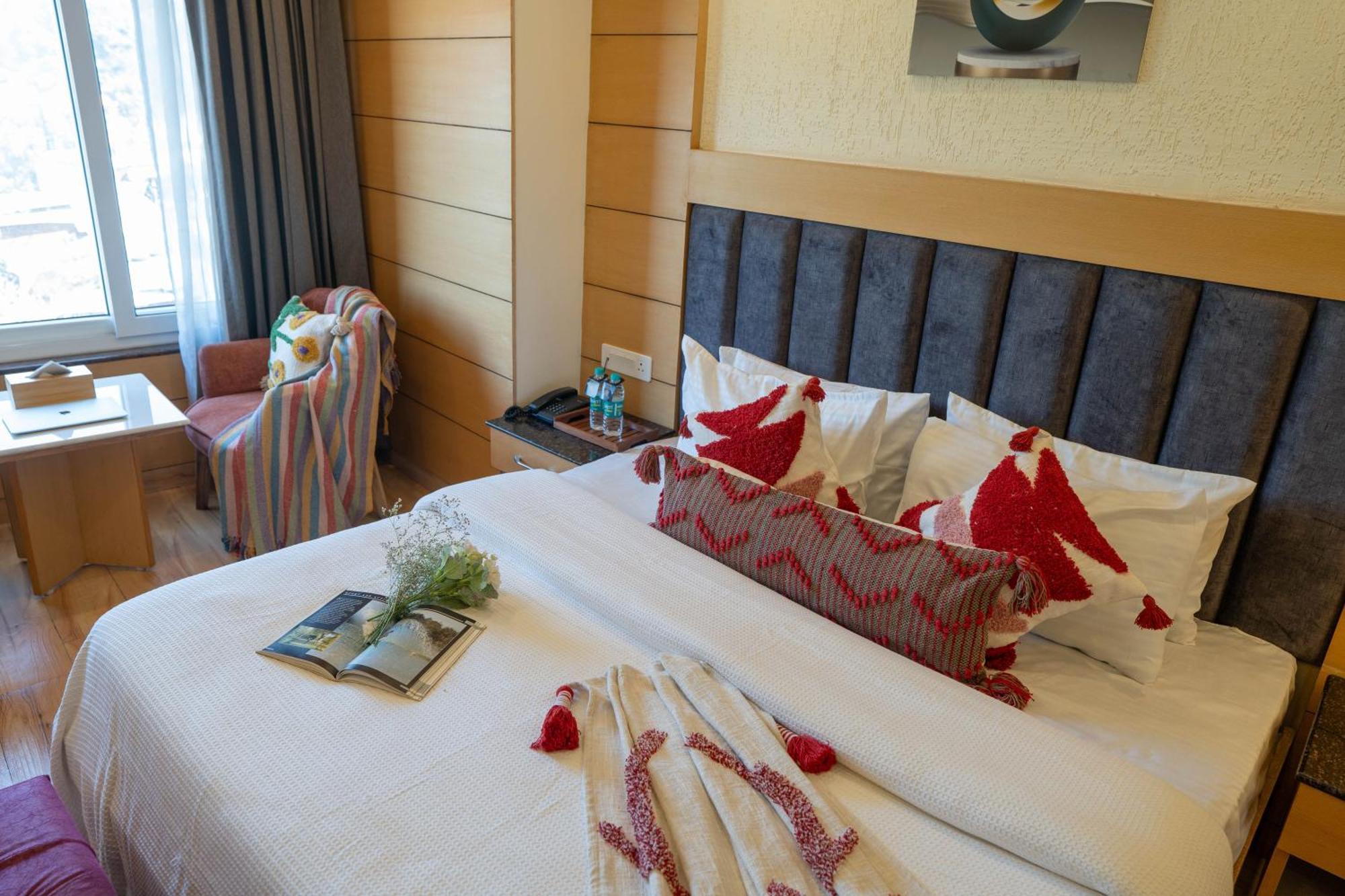 Perfectstayz Premium At Mall Road Mussoorie Buitenkant foto