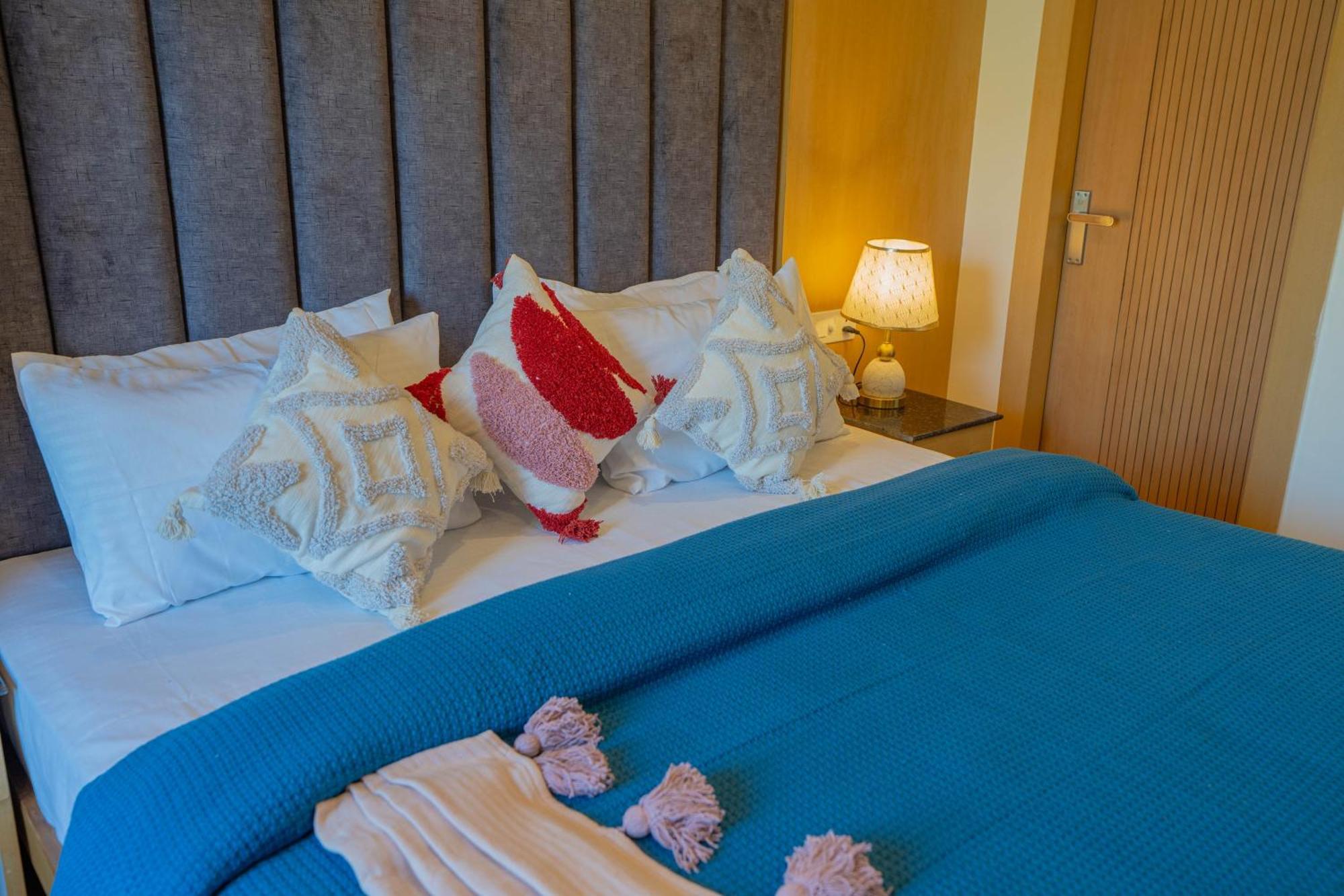 Perfectstayz Premium At Mall Road Mussoorie Buitenkant foto