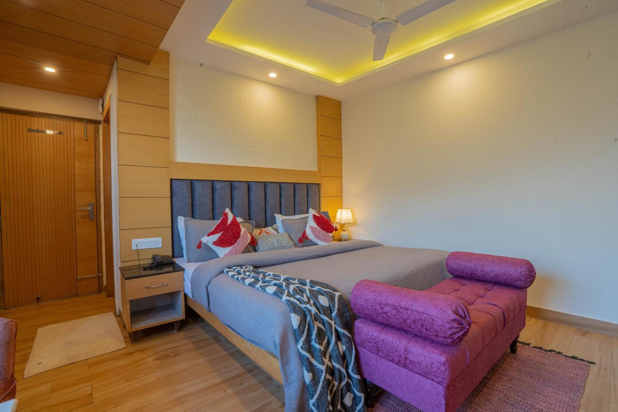 Perfectstayz Premium At Mall Road Mussoorie Buitenkant foto